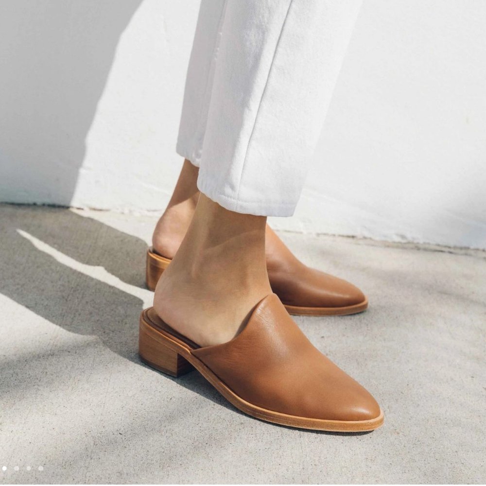 Soludos Tan Leather Venetian Mules Size 8.5
